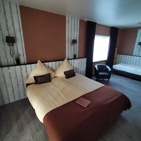Hotel Am Vulkanberg *
